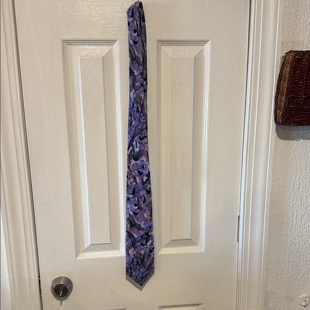 J. Garcia Lavender and Violet Patterned Tie